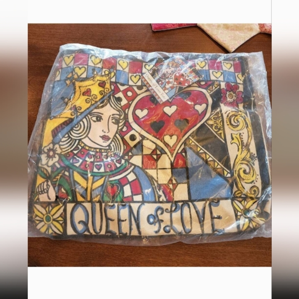Brighton Queen Of Love Promotional Tote Bag NWT Tom Clancy #P-1 - Picture 2 of 8